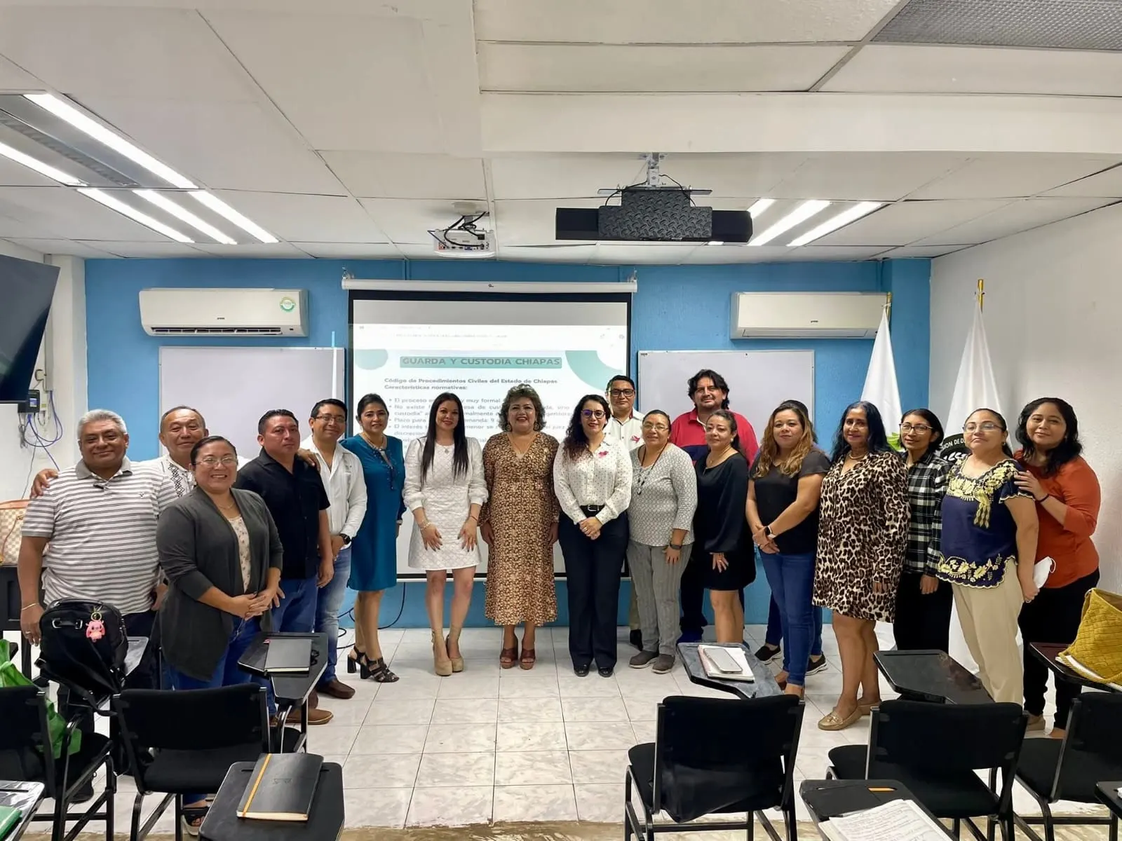 ASESORES DEL INDAJUCAM SE CAPACITAN EN DERECHOS HUMANOS Y PROCESOS ORALES CIVILES Y FAMILIARES